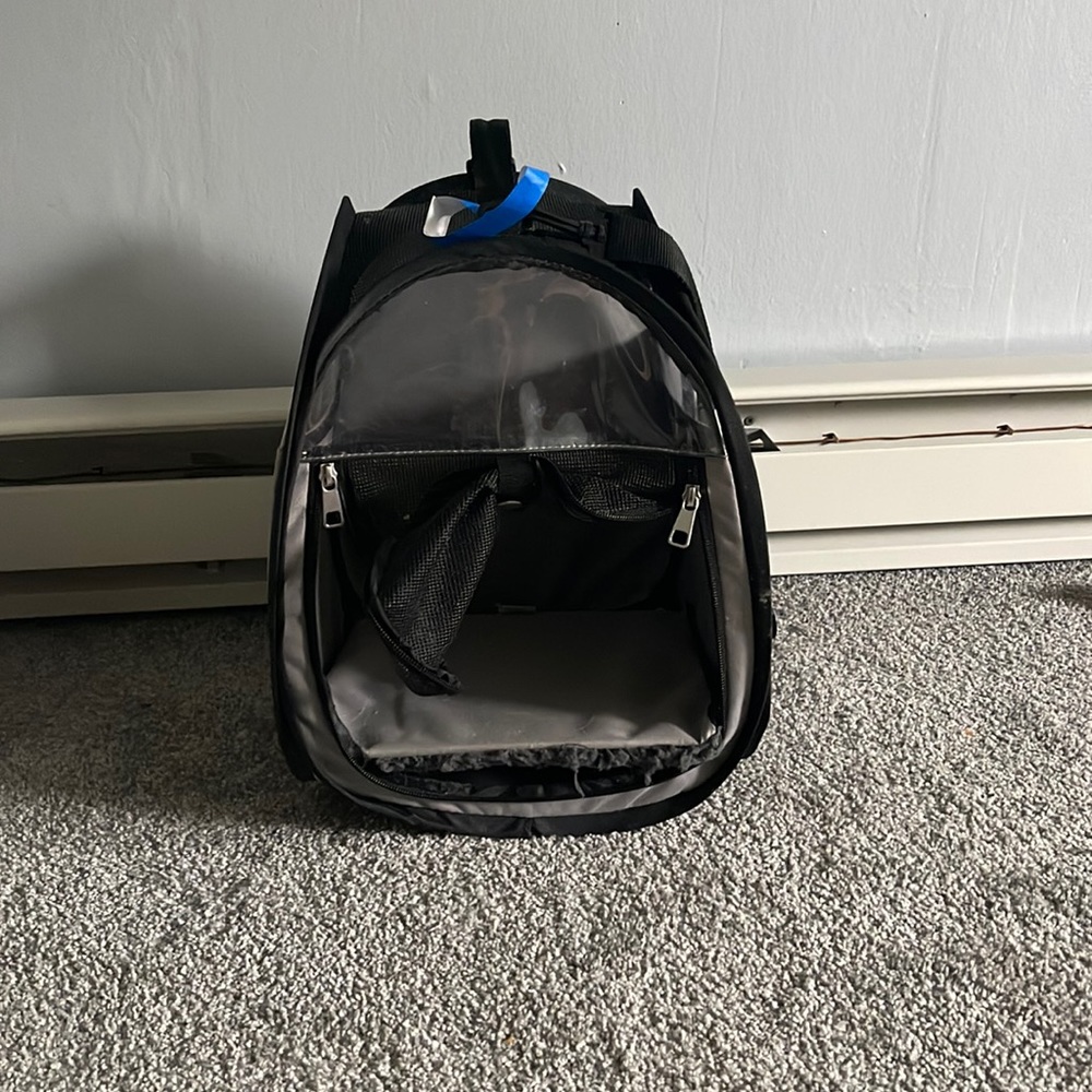 Small cat or small dog carrier